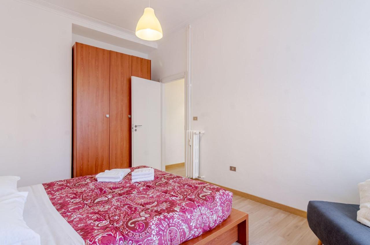 Cenisia District : Bright Sunflower Mini Flat Torino Esterno foto