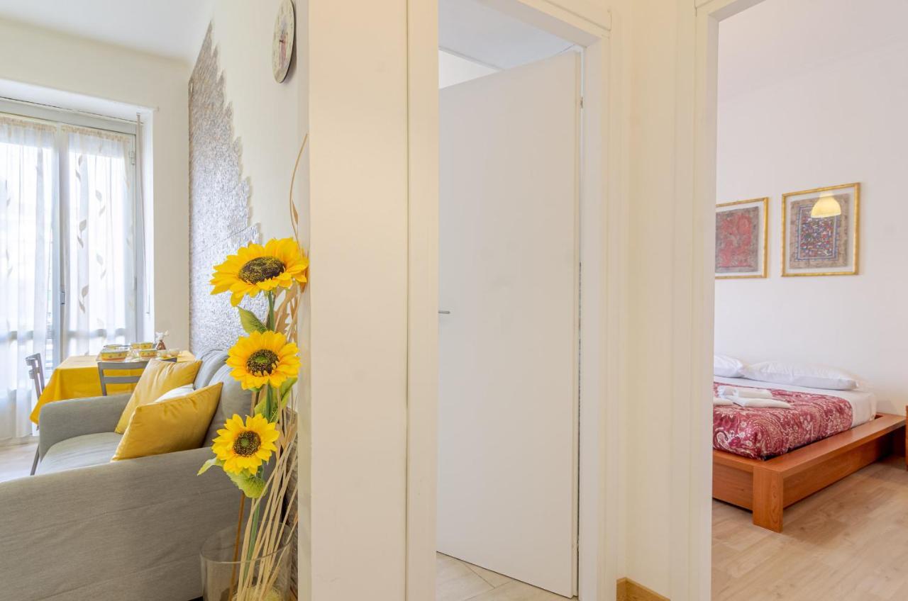 Cenisia District : Bright Sunflower Mini Flat Torino Esterno foto
